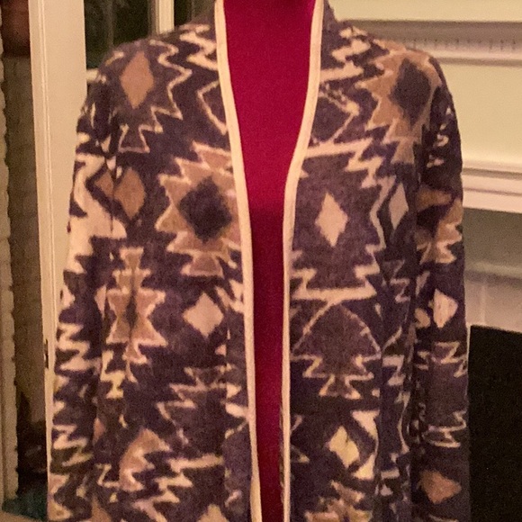 Size L LUCKY BRAND SWEATER IN FLANNEL TYPE MATERIAL - Picture 3 of 10